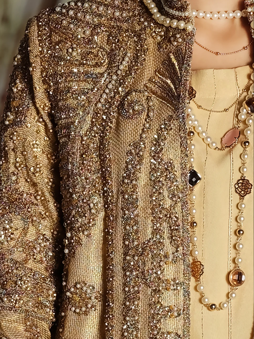 Golden Jamawar 2Pc Formal Suit - LS-242 - Image 3