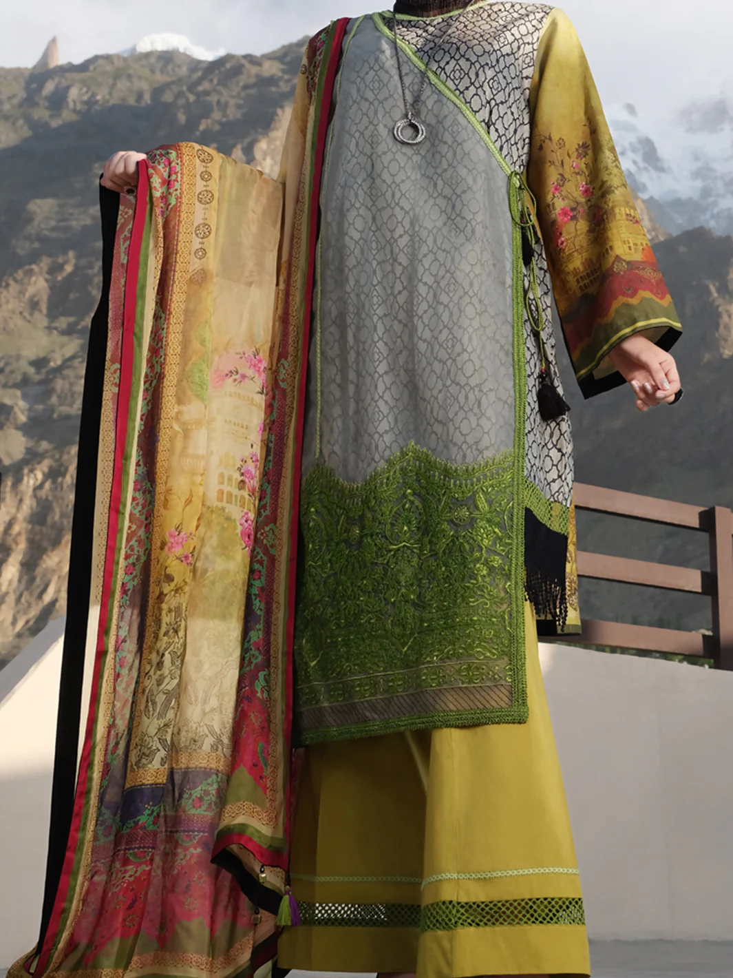 Green Jacquard 3Pc Unstitched - AWP-220