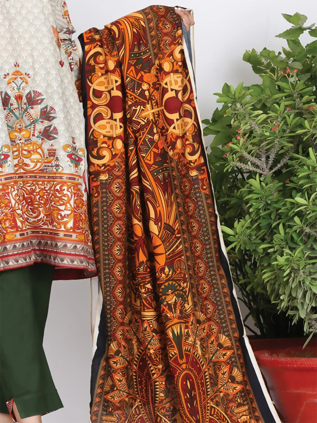 Grey Cambric 3Pc Stitched - ALP-756 - Image 3