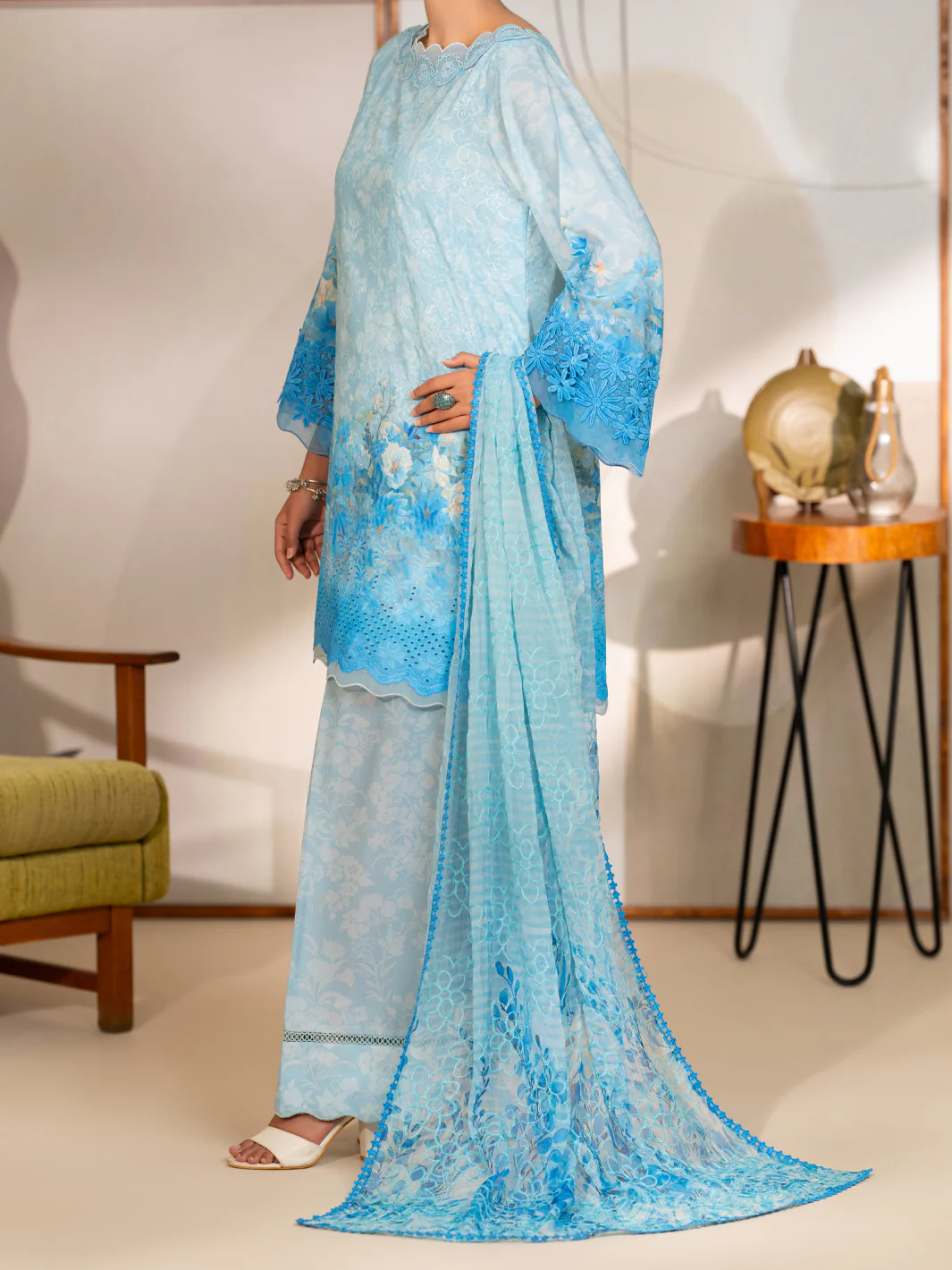 Ice Blue Silk Lawn Unstitched 3PC - ALP-3PS-2415 - Image 5