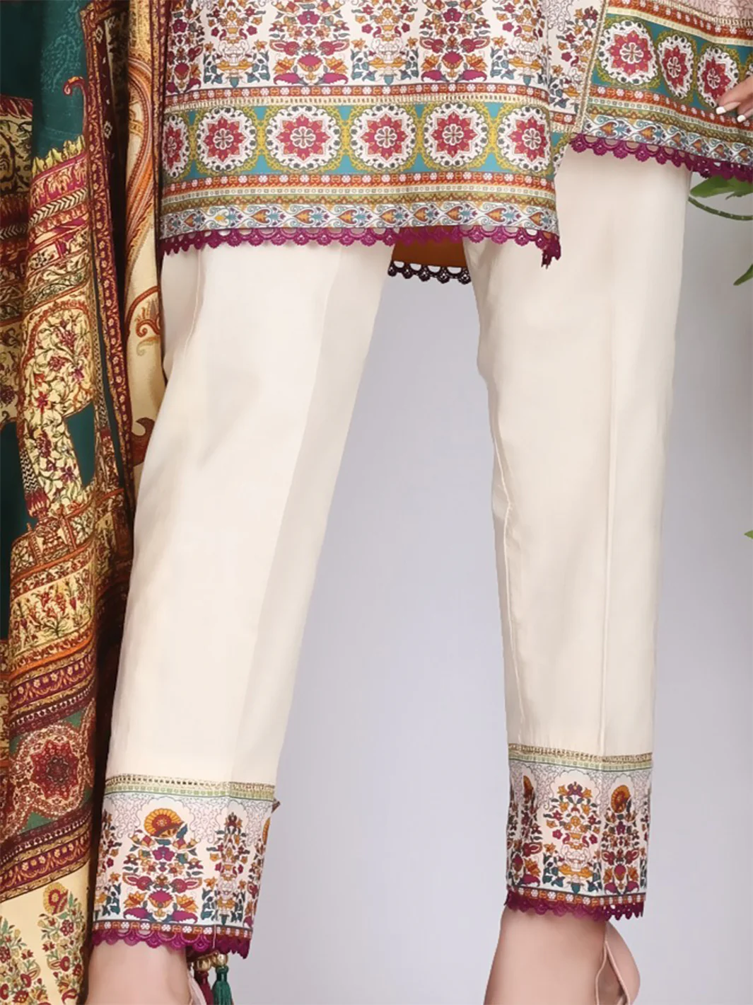 Off White Cambric 3Pc Stitched - ALP-761 - Image 3