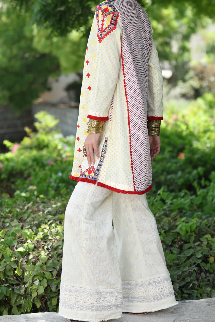Off White Wool 2Pc Stitched - LKS-625 - Image 3