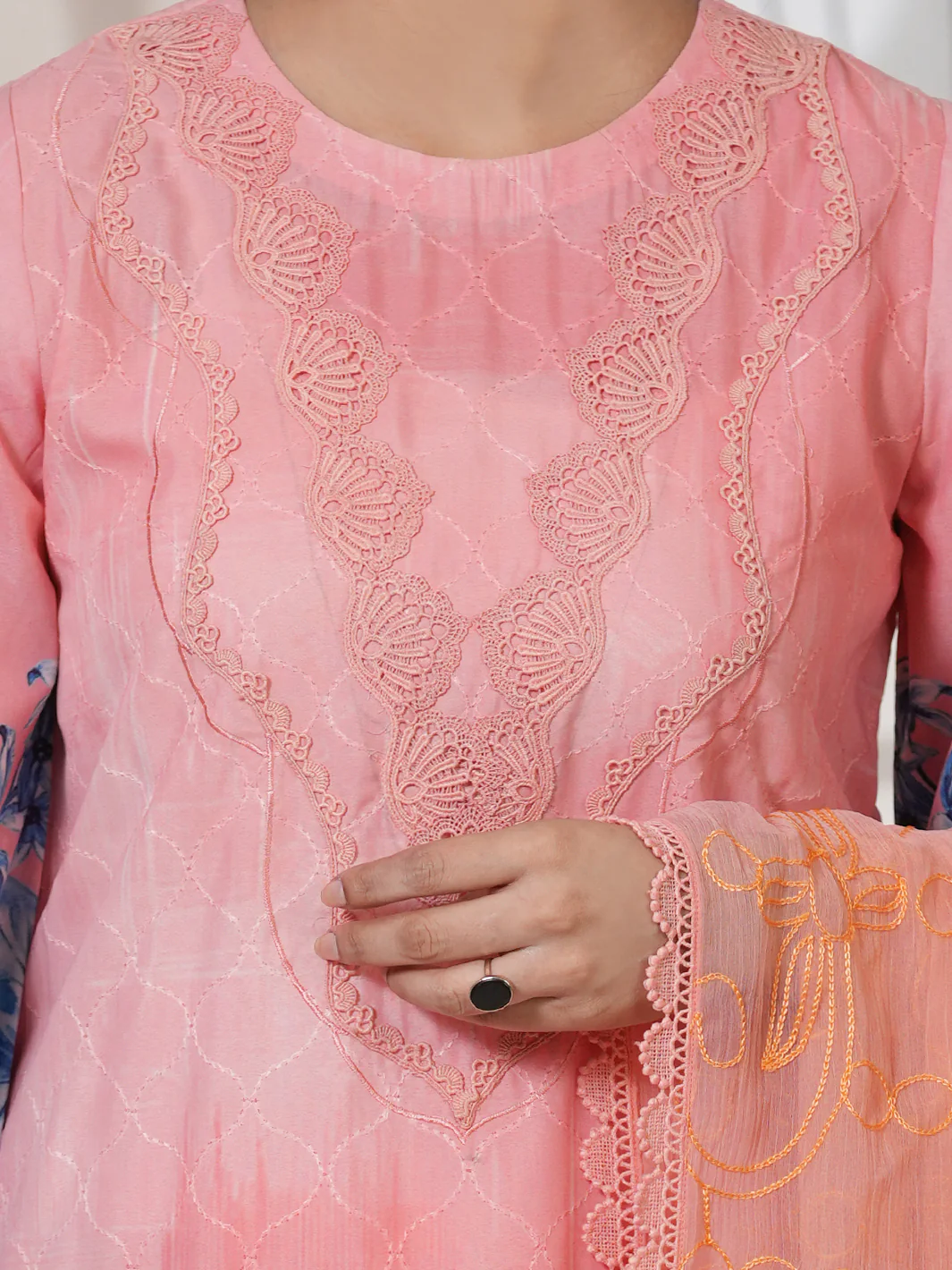 Pink Silk Lawn Unstitched 3Pc - ALP-3PS-2410 - Image 3