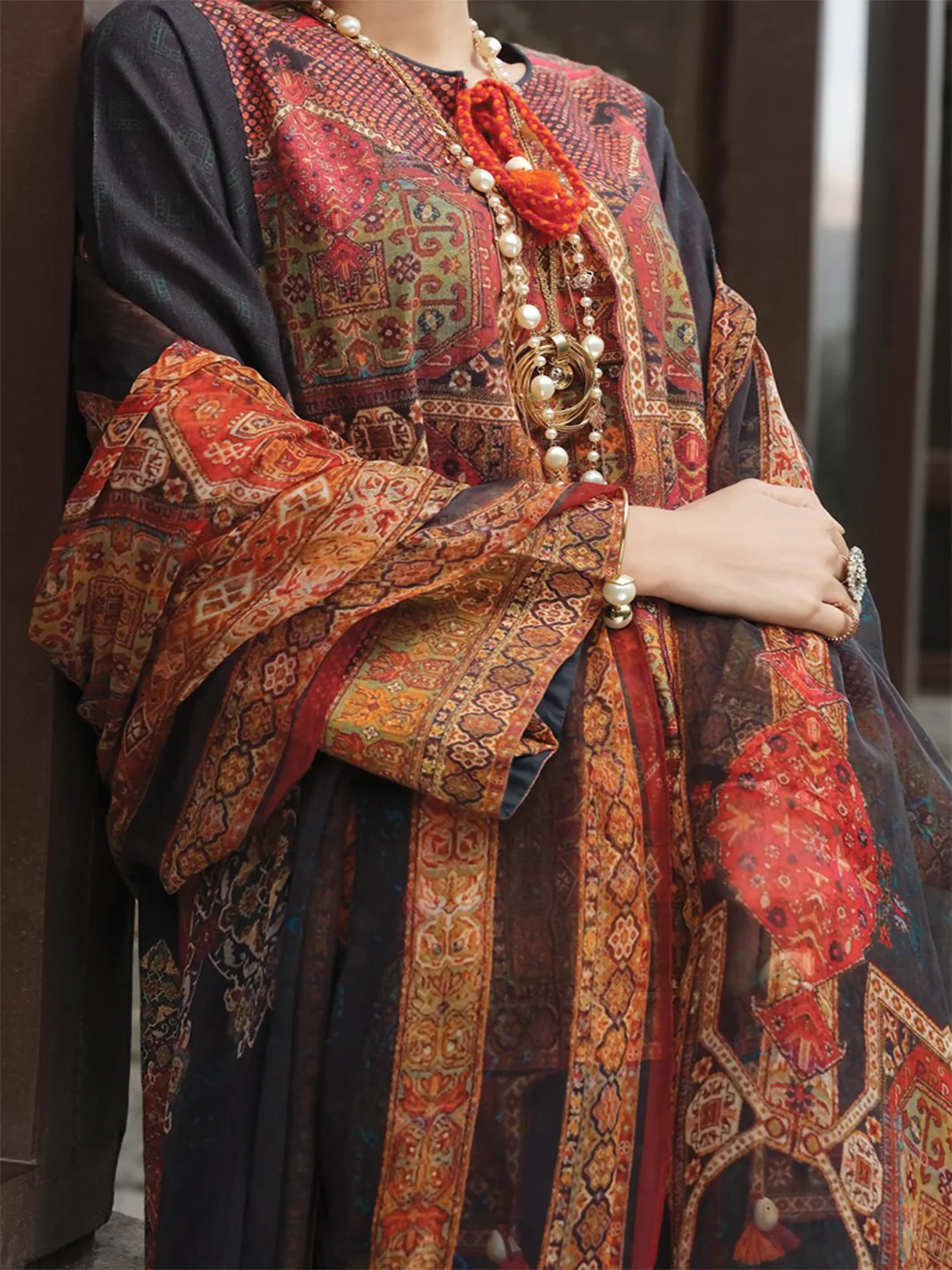 Red Khaddar + Linen 3Pc Stitched - AWP-210 - Image 3