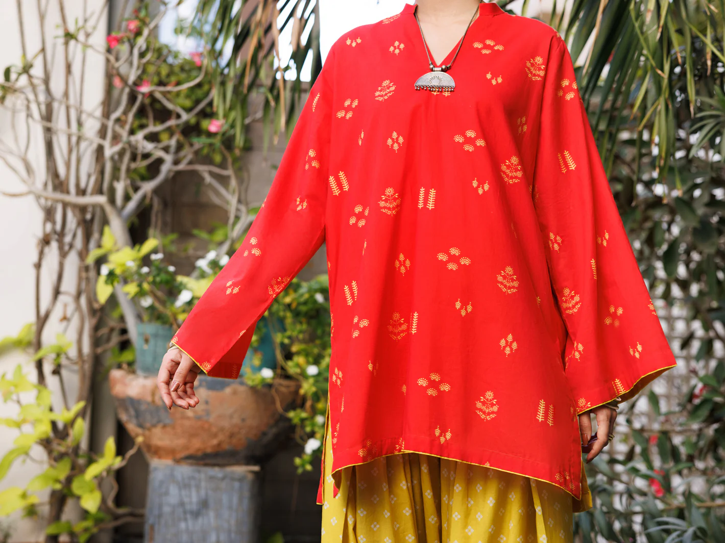 Red Lawn Co-Ord Set - ALP-2PS-SLKS-2766 - Image 4