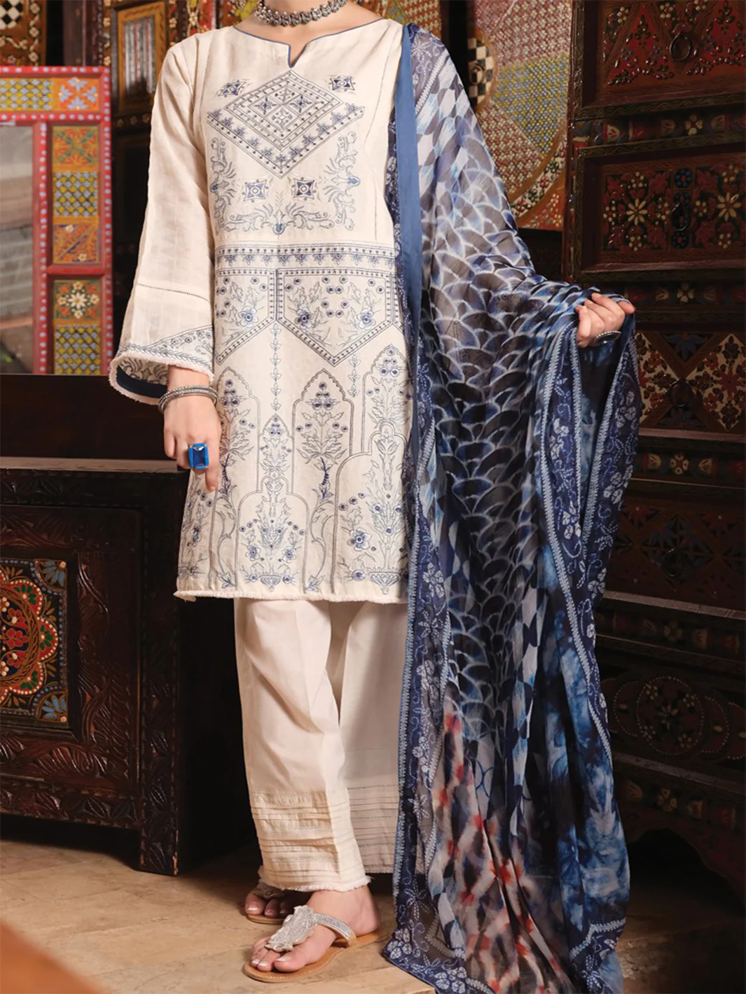 White Lawn 3Pc Unstitched - ALP-738